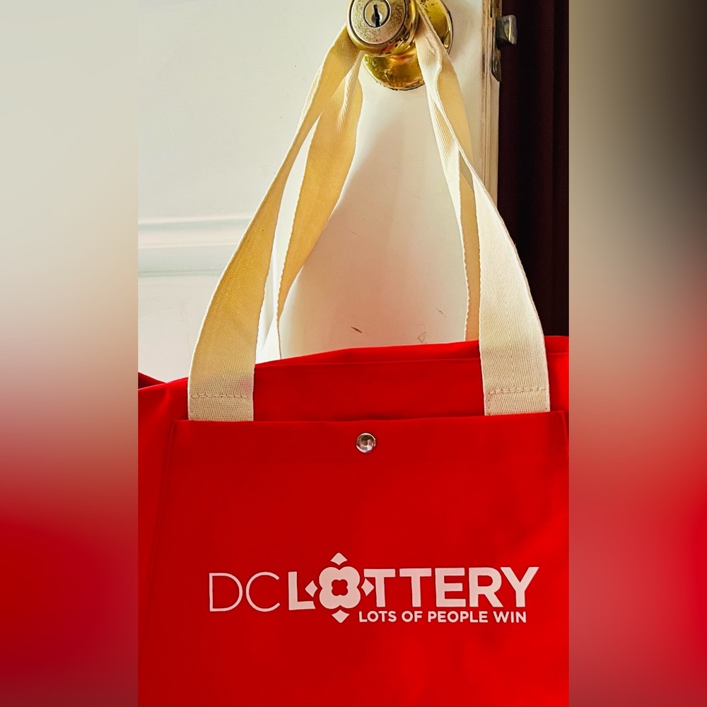 BRAND NEW RED/WHITE "DC LOTTERY" TOP HANDLE DUFFLE BAG (16" L/10" H/10"W) - Picture 8 of 9